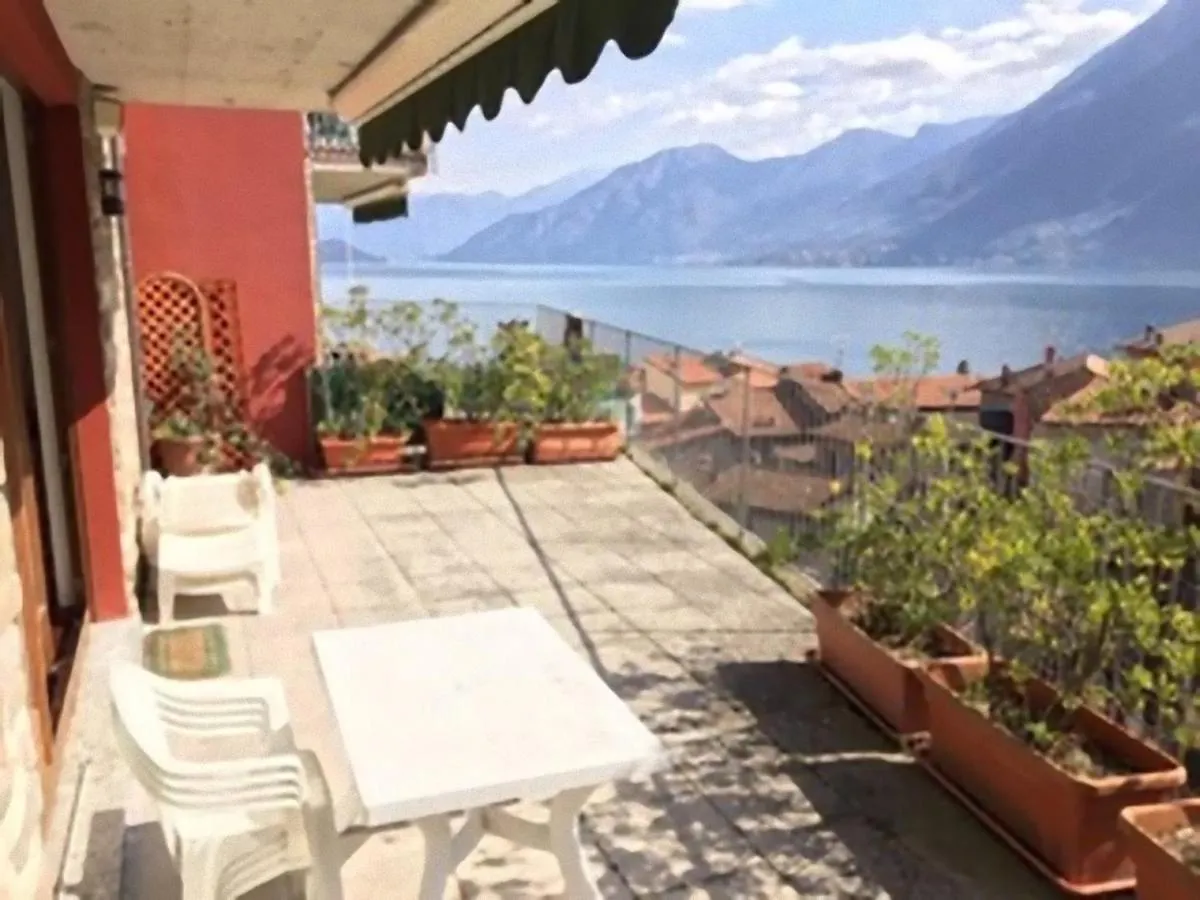 Villa Venere Lake View location